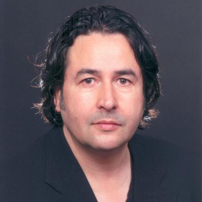 Photograph of Andrián Pertout